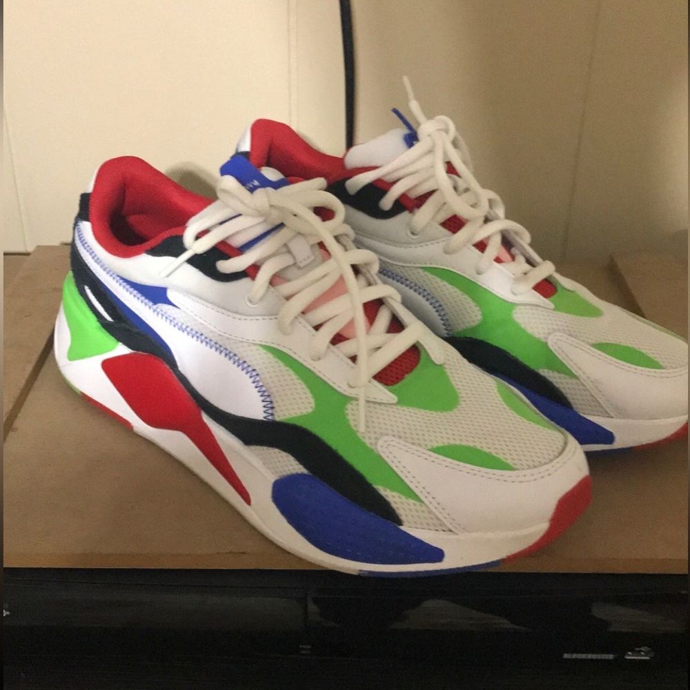 Men puma running shoes